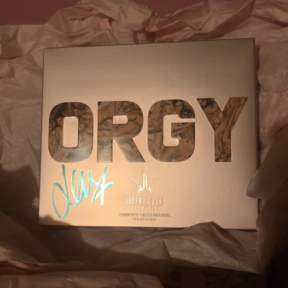 Jeffree Star AUTOGRAPHED Orgy Palette